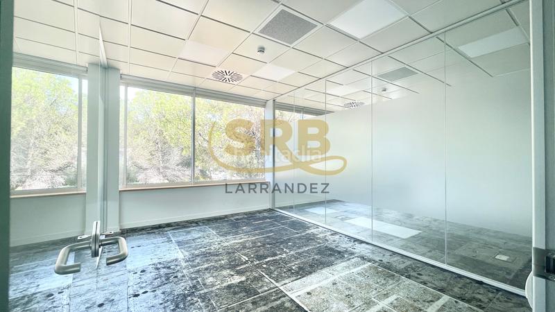 Foto 8386f30f-3b7b-4d79-a935-82ce76223fd9. Alquiler oficina excelentes oficinas , con todos los servicios en Sant Cugat del Vallès