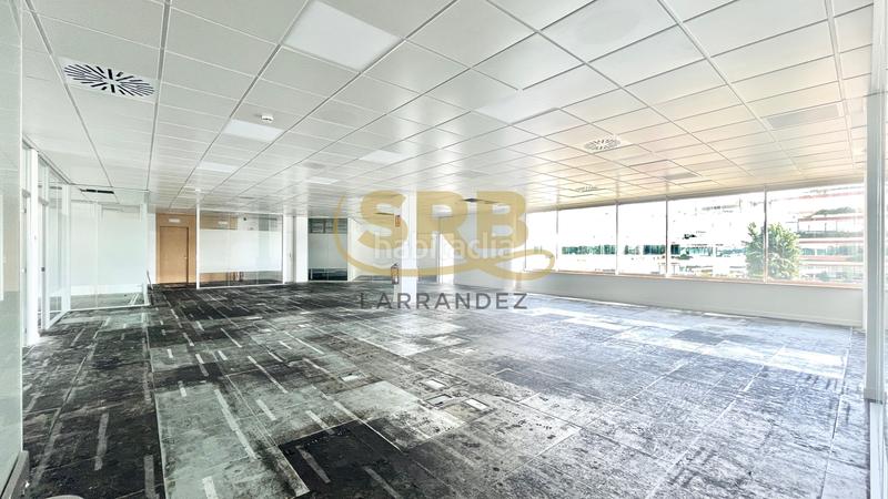 Foto e0360ad1-050a-4e92-a07b-35a70d2886fc. Alquiler oficina excelentes oficinas , con todos los servicios en Sant Cugat del Vallès