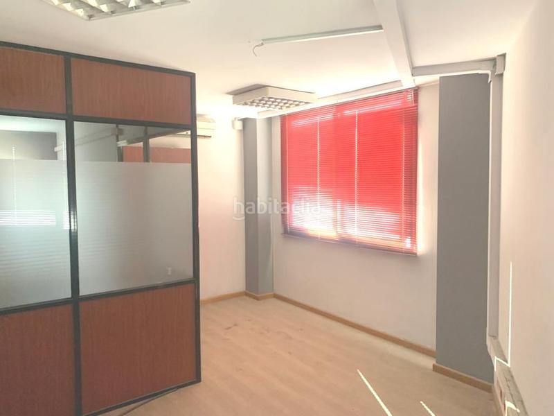 Foto d27d581d-2296-464e-9cff-fb17e3ec236d. Lloguer nau industrial a Can Roses Rubí