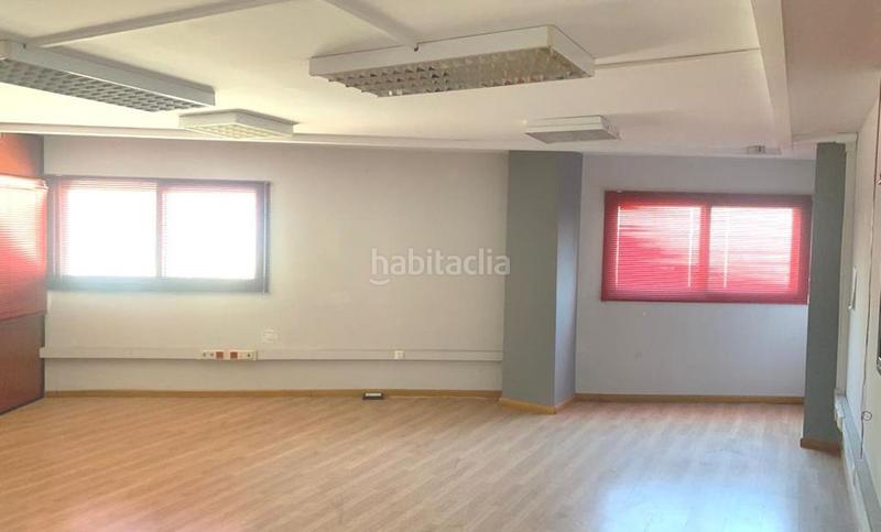 Foto 71e61ee4-e543-4a8b-b698-38ca7fa52409. Miete fabrikhalle in Can Roses Rubí