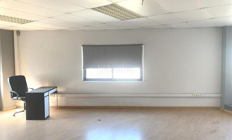 Foto 79b3f5b8-5019-4c26-9cdd-0d42d182a012. Miete fabrikhalle in Can Roses Rubí