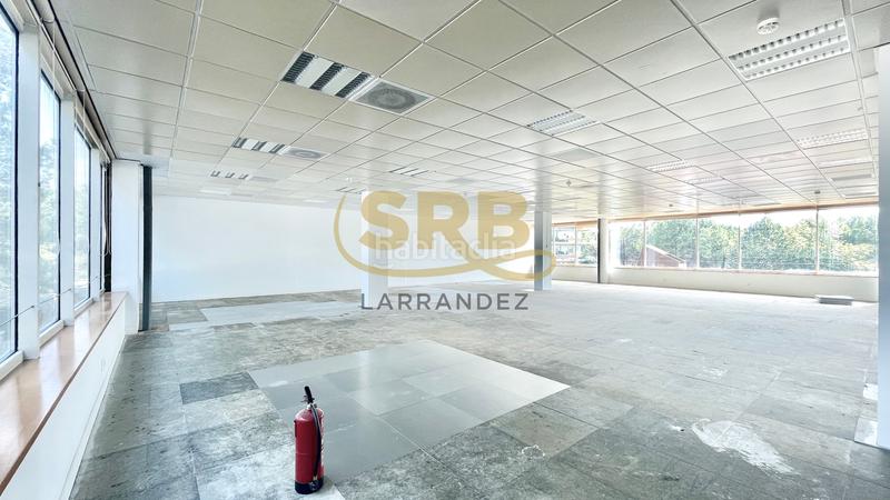 Foto 67c11484-419c-4336-a50b-07448a8afb2c. Location bureau avec chauffage parking dans Volpelleres Sant Cugat del Vallès