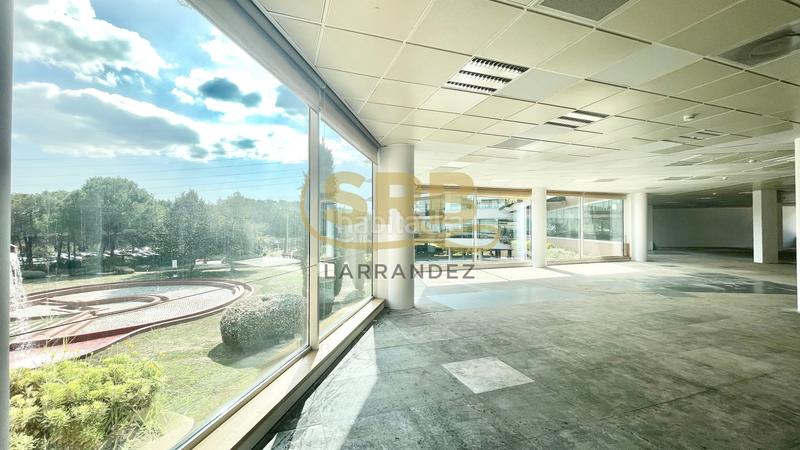 Foto 1ea37d98-c507-46d5-b877-a8a039165d79. Rent office space with heating parking in Volpelleres Sant Cugat del Vallès