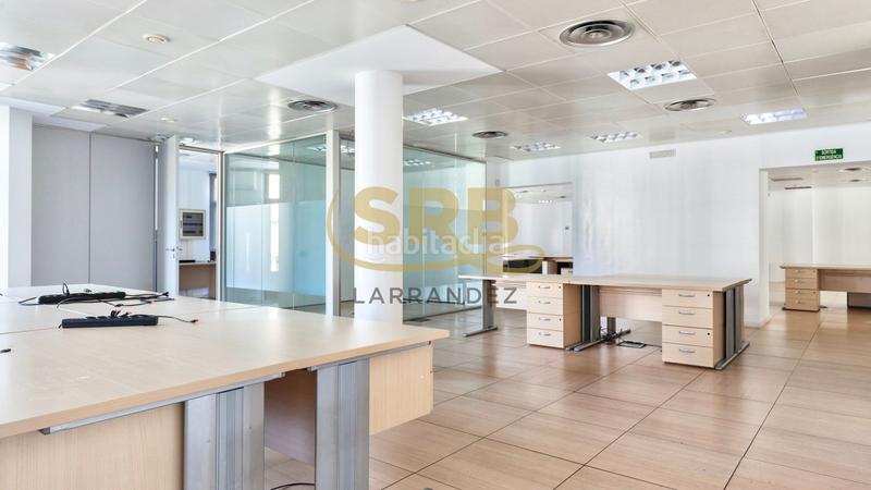 Foto b6a7ad96-d602-40f4-ac2d-6fdbee1de050. Miete büro mit heizung parking in Dreta de l´Eixample Barcelona