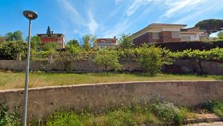 Terreny residencial  Carrer d'enric morera. Solar residencial en venta en el lliçà d'amunt