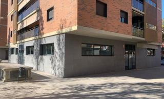 Miete Geschäftsraum  Carrer de pau casals. Local en planta baja en el centro de el prat de llobregat, en pe