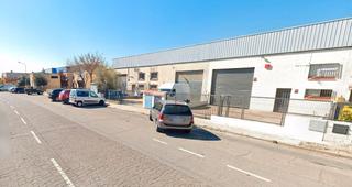 Nau industrial  Carrer del montsià. Oportunidad de nave en venta en castellar del vallès, en el polí
