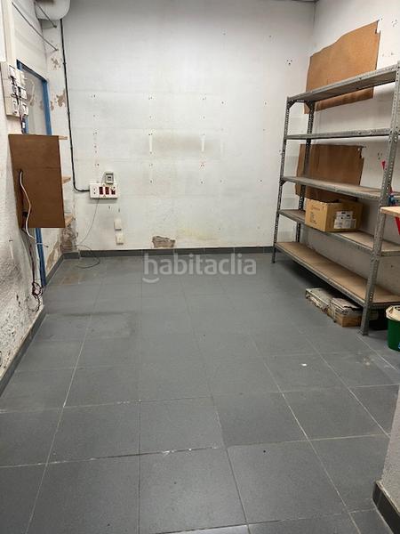 Foto a983e161-a229-47ae-9ab5-342dd9d47da3. Affitto locale commerciale in Centre Vic