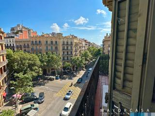 Pis  Carrer de valncia. Piso para reformar en la antiga esquerra de l'eixample
