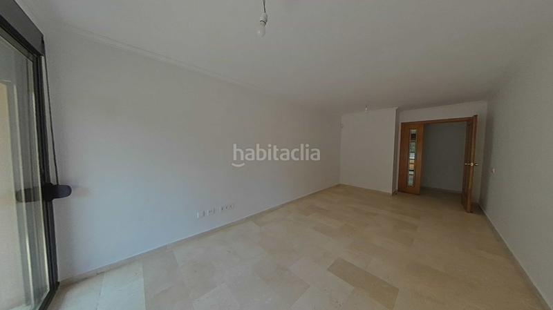 Foto bc3a117a-87d9-4ab0-9a6e-fa2e2f59a061. Flat with pool in Cala Major Palma de Mallorca