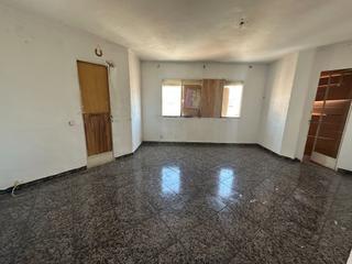 Flat in Foners
