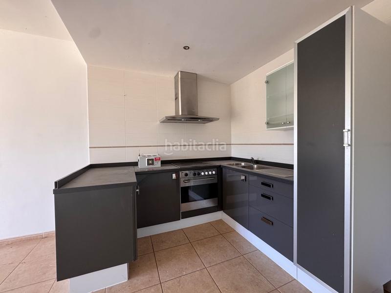 Foto a3cd3253-df2b-4a73-9f4c-6f3552c25377. Casa adosada adosado en Campanet