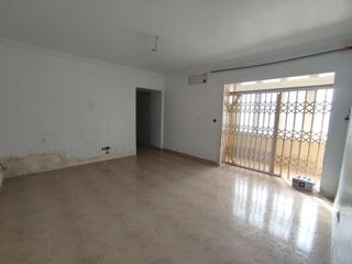 Etagenwohnung in Polígon de Llevant. Piso de banco en polígono de levante