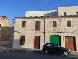 Casa  Llombards