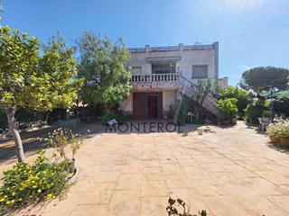 Chalet  Martines. Chalet unifamiliar en venta en les martinescan palet de vista al