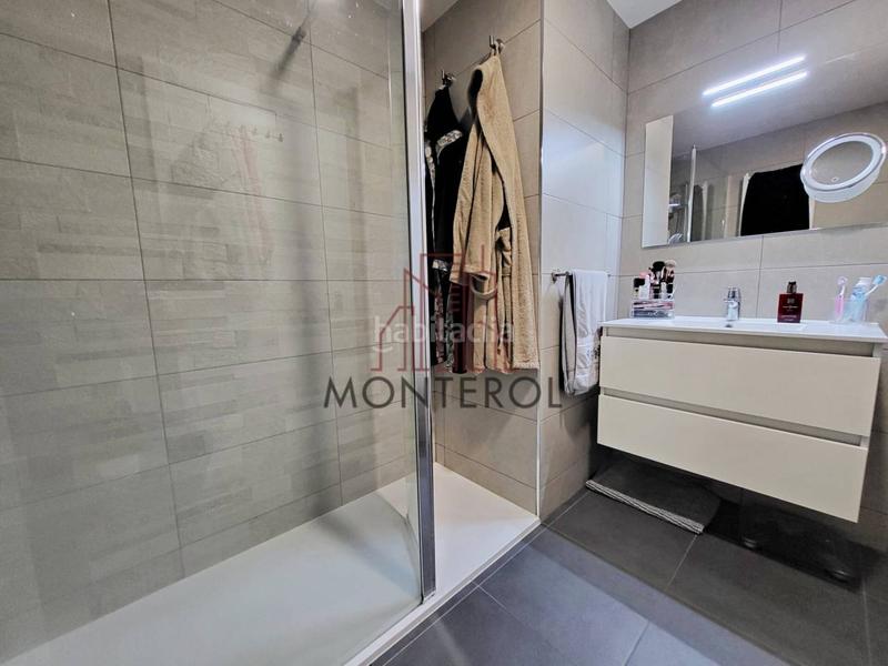 Foto a53d18ac-b074-4452-b6eb-637fc0bb261a. Piso  en venta en eixamplesant oleguer08203 en Sabadell