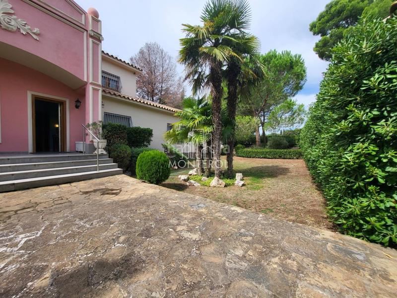 Foto f262a35d-935e-46a3-8b1d-c5769552bc3b. Haus mit heizung parking pool in Collbató