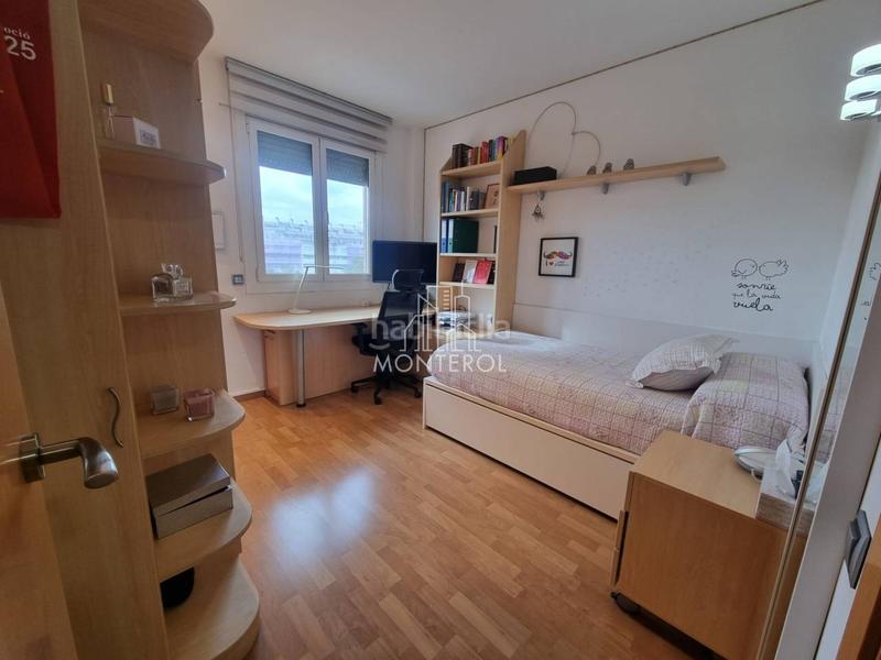 Foto 0ab3aa73-59b1-4068-a21a-48a5e55a61b0. Appartamento con riscaldamento parcheggio in Eixample Sabadell