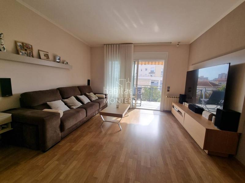 Foto 33423655-eb69-4900-a387-adb9a7fd8df4. Appartamento con riscaldamento parcheggio in Eixample Sabadell