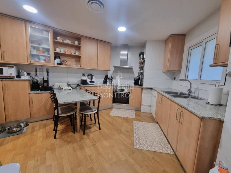 Foto 509e5b7c-6655-41dd-baac-e946d9df24e7. Appartamento con riscaldamento parcheggio in Eixample Sabadell