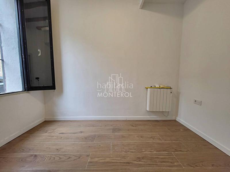 Foto 2cc86c23-0afe-40f5-a027-8e57cc0da133. Casa adossada amb calefacció a Covadonga Sabadell