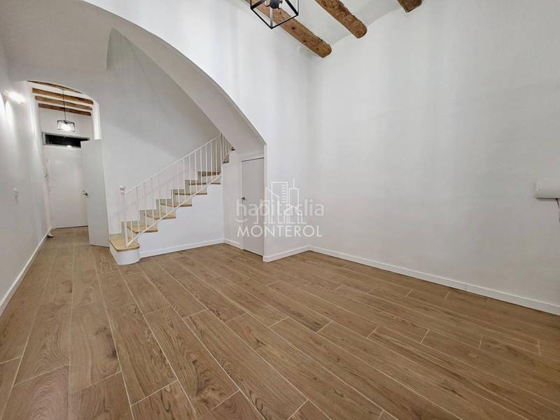 Foto 487a77cc-ce12-4a52-8d60-c2669887d37d. Casa adossada amb calefacció a Covadonga Sabadell