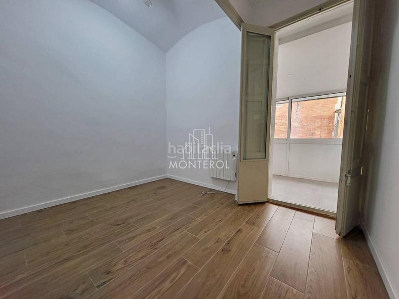 Foto c4e48042-90ec-4e86-8367-e3bd4f4c1dd9. Casa adossada amb calefacció a Covadonga Sabadell