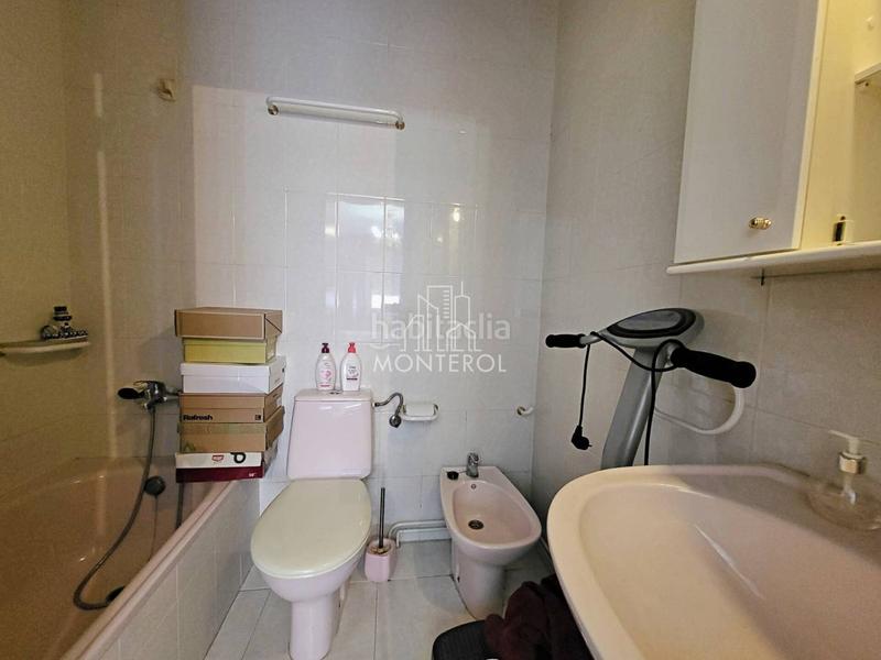 Foto f219d22d-b4e6-47d6-b067-d553f1e6ba84. Semi detached house with heating parking in Cardedeu