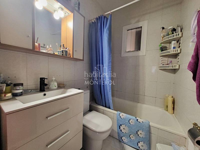 Foto f35492d7-4431-4e7a-a1d8-57d623cfe292. Semi detached house with heating parking in Cardedeu