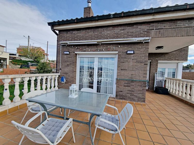 Foto e887a2f7-4ebe-49ad-83b5-2064a3767240. Casa amb calefacció aparcament piscina a Can Palet de Vista Alegre Terrassa
