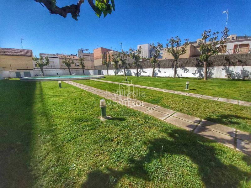 Foto 93a76fac-aeaa-43d5-8126-cc19a812f5fa. Dúplex amb calefacció piscina a Eixample Sabadell