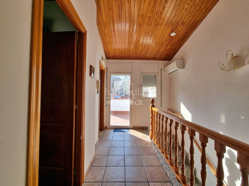 Foto 5d0c2ddc-5136-45ab-a77c-36c43da7f01b. Casa amb aparcament a Ca n´Oriol Rubí