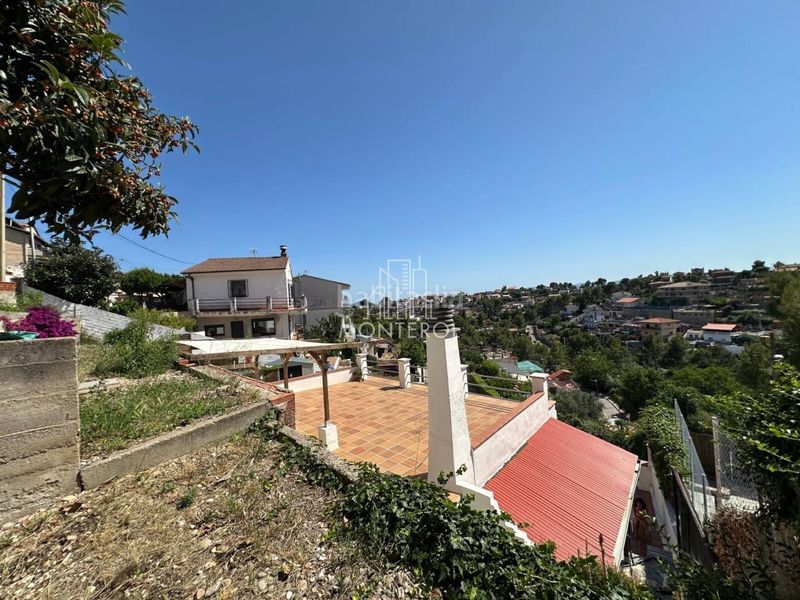 Foto e1fdd113-dcd4-4ba8-b3fb-f5bc1a87d411. Xalet amb calefacció aparcament piscina a Castellnou-Can Mir-Can Solà Rubí