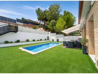 Chalet  Calle hermann hesse. Chalet independiente con piscina privada y vistas en les martine
