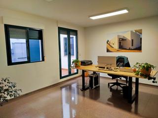 Oficina  Carrer sant roc. Oficina - despacho en venta en gandía