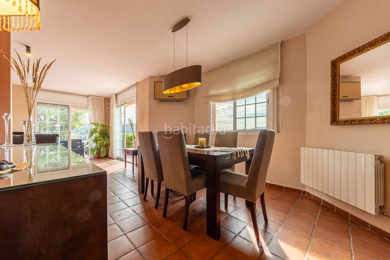 Foto 42b44984-fdc9-4466-b827-535f94a4d180. Xalet amb xemeneia calefacció aparcament piscina a Olivella