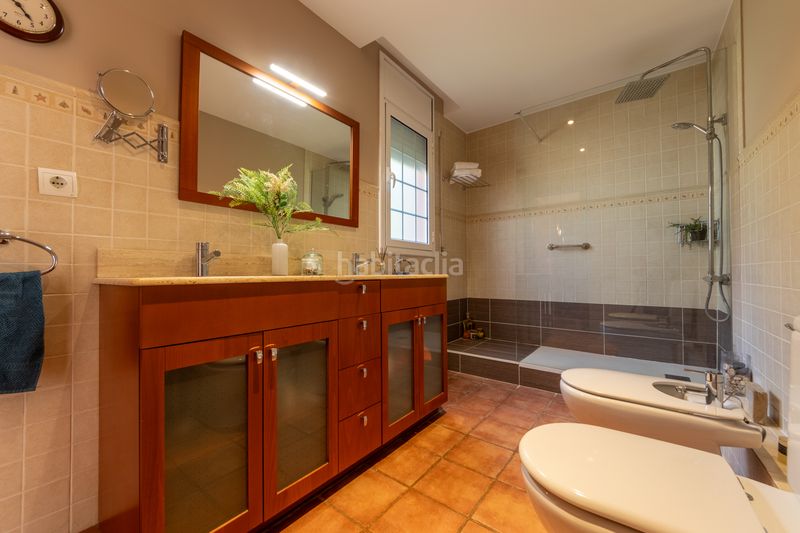 Foto 71aa32cd-e78a-40d2-a371-b044a53355b0. Xalet amb xemeneia calefacció aparcament piscina a Olivella