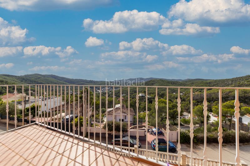 Foto 7f2da3a9-45f9-4005-afce-10e760f5e695. Xalet amb xemeneia calefacció aparcament piscina a Olivella