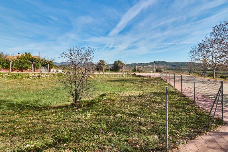 Foto beca2c88-7cca-4b8c-a2e0-e19f7e762c25. Chalet dans Rodonyà