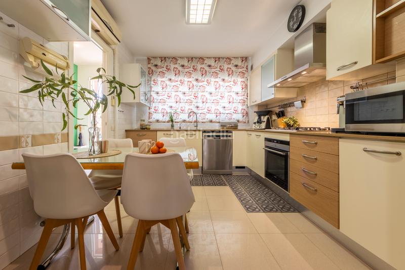 Foto a2449231-4b6c-48d6-a673-d19af4cee9a2. Semi detached house with heating parking in Poble Nou Vilafranca del Penedès