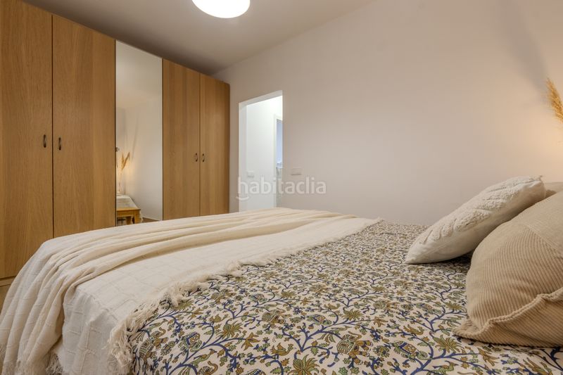 Foto adeda779-016f-45a0-a118-fc521c29bf50. Casa amb xemeneia aparcament a Llorenç del Penedès