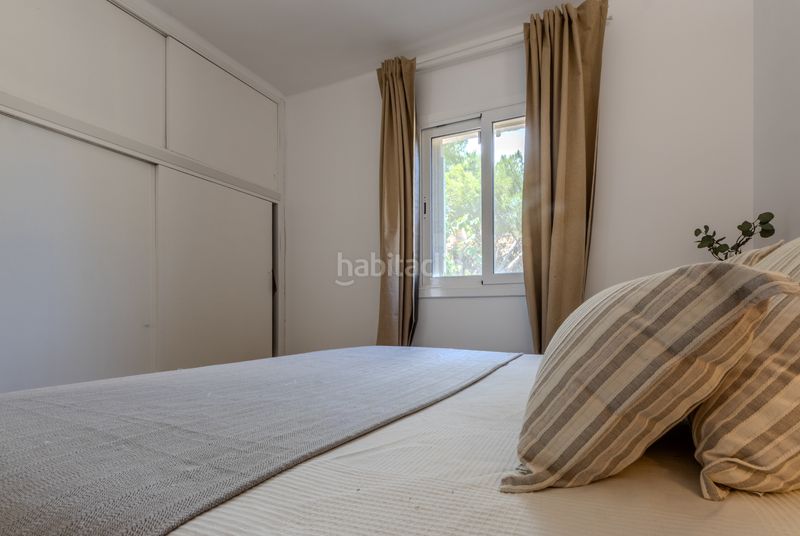 Foto d679ef63-c5cc-49b8-b9d5-ef3bc8b4d072. Casa amb xemeneia aparcament a Llorenç del Penedès