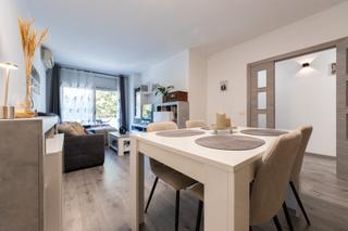 Appartement  Ronda de sant ramon. Piso de 106 m² totalmente renovado hace 3 meses en sant boi de l