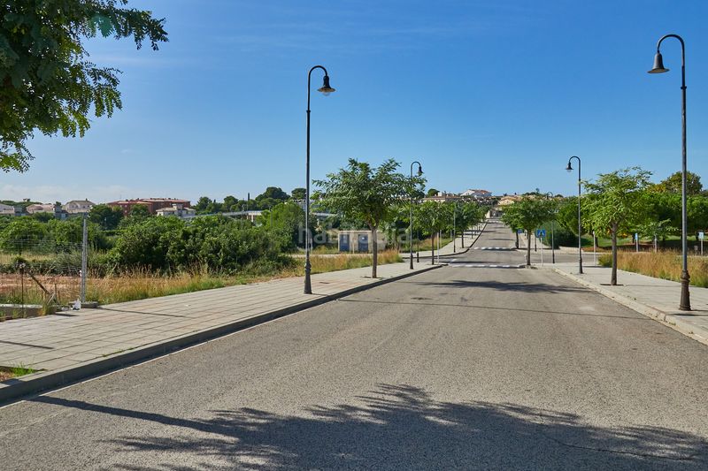 Foto aa9be482-9783-448d-87f8-3d585e34a592. Casa aparellada a Roda de Barà
