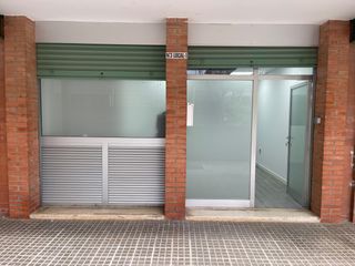 Lloguer Local Comercial a Plaça baix llobregat 7. Habitatges barcelona