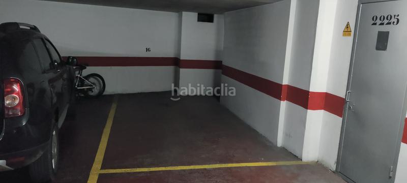 Foto 273adfe4-f25f-4191-9b75-03b05839970f. Location parking voiture dans Centre - Passeig i Rodalies Manresa