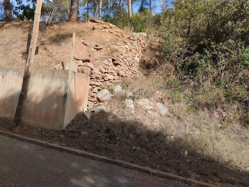 Foto 73fbbbf6-80e0-4184-b402-86ccc20a8475. Terreno residencial en Castellnou de Bages