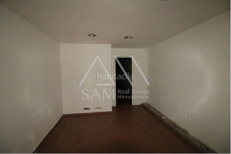 Foto 2c4dd140-5bc5-4c63-adc9-bead5ac29bf5. Planta baixa a St. Pere - Sta. Caterina - El Born Barcelona