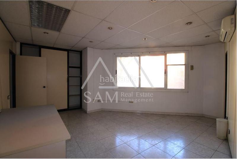 Foto 1a8b85c0-553b-403e-ba37-24a1c739fd5f. Oficina a Sant Andreu de Palomar Barcelona