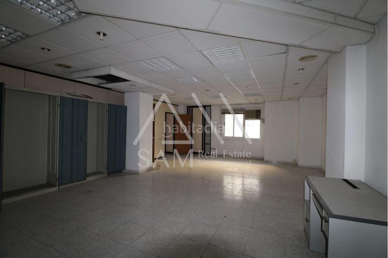 Foto 592731dd-2964-4b79-9451-0257da0998d4. Oficina a Sant Andreu de Palomar Barcelona